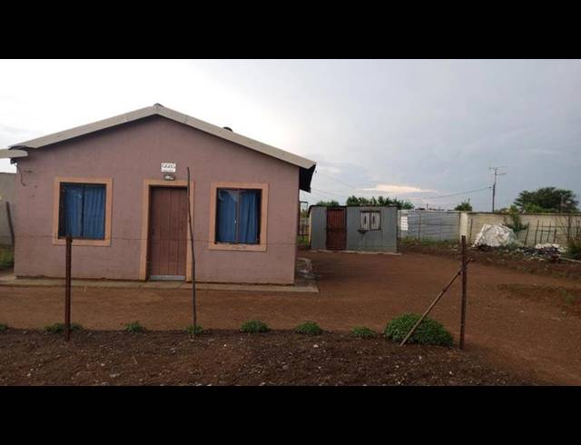 2 BEDROOM HOUSE FOR SALE IN DRIEZIEK